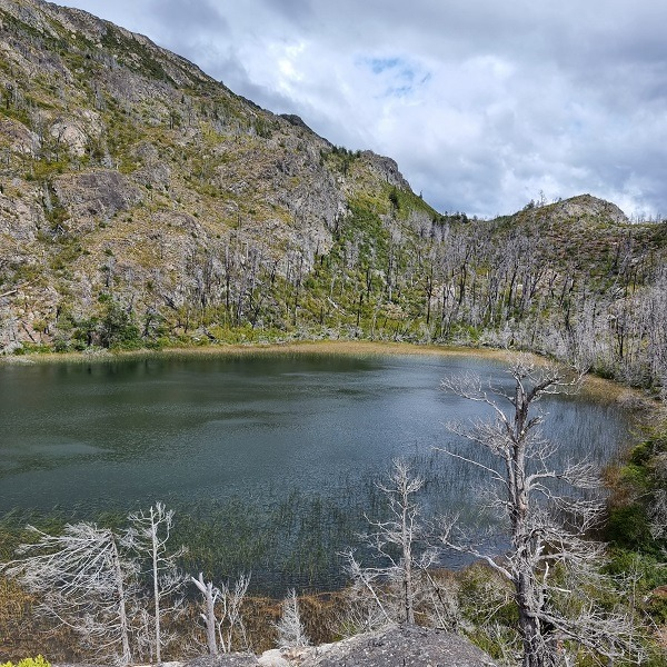 Llegada a la Laguna Espejito. Cordón El Derrumbe. 